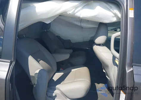 2016 Toyota Sienna Xle 7 Passenger z USA, uszkodzony, nr VIN 5TDDK3DC6GS142586